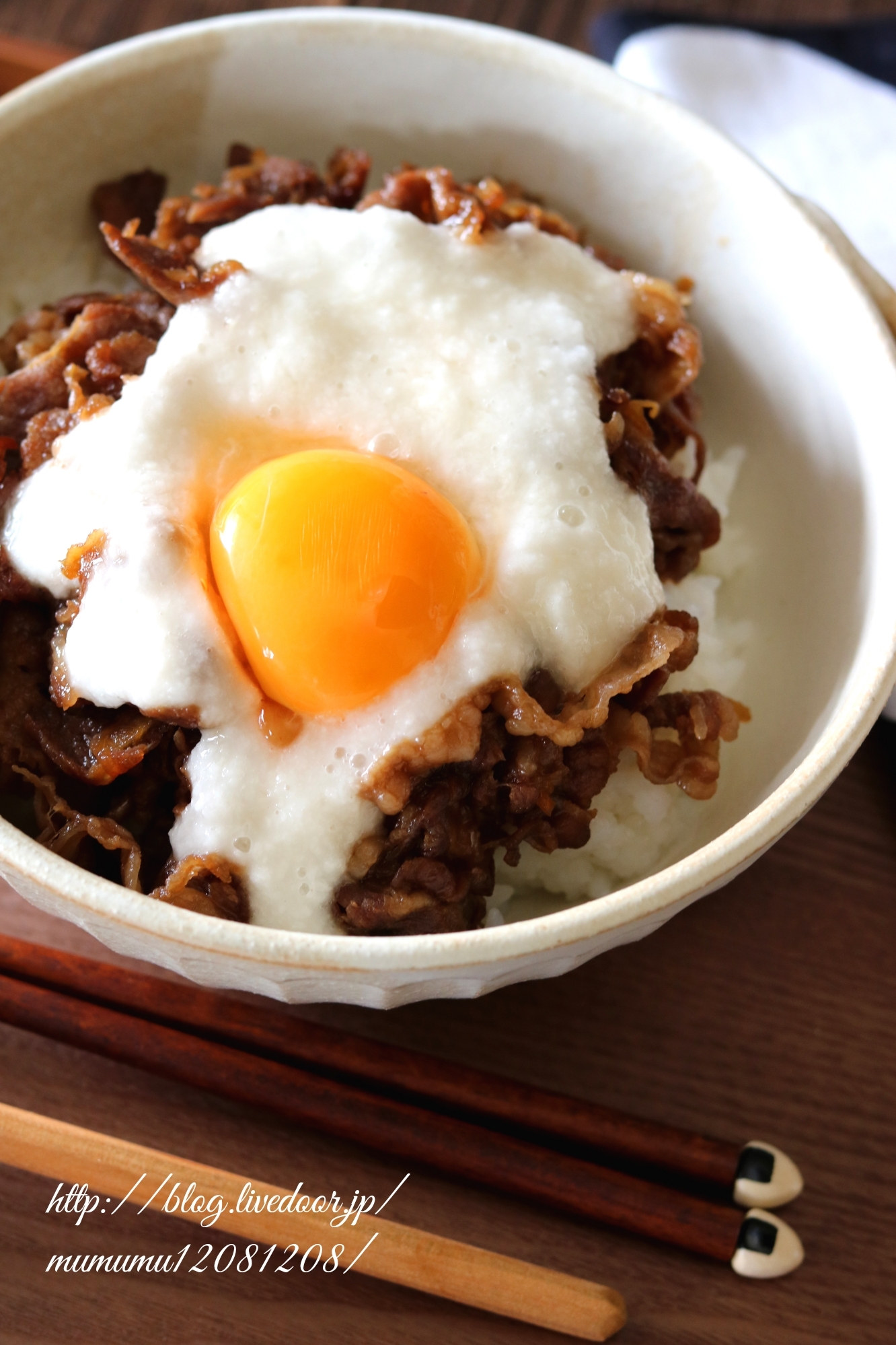 栄養満点！牛とろろ丼。