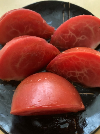 種が出ないトマトの切り方