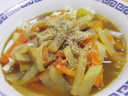 カレーうどんにすると野菜もいっぱい食べてくれるのでたくさん追加して煮込みました♪家族みんなで美味しくいただきました＾＾vごちそうさまです☆☆