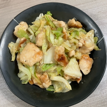鶏むね肉と春キャベツのポン酢炒め