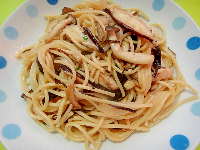 きのこと新玉ねぎ塩昆布の和風パスタ レシピ 作り方 By Mint74 楽天レシピ きのこと新玉ねぎ塩昆布の和風パスタ レシピ 作り方 By Mint74 楽天レシピ