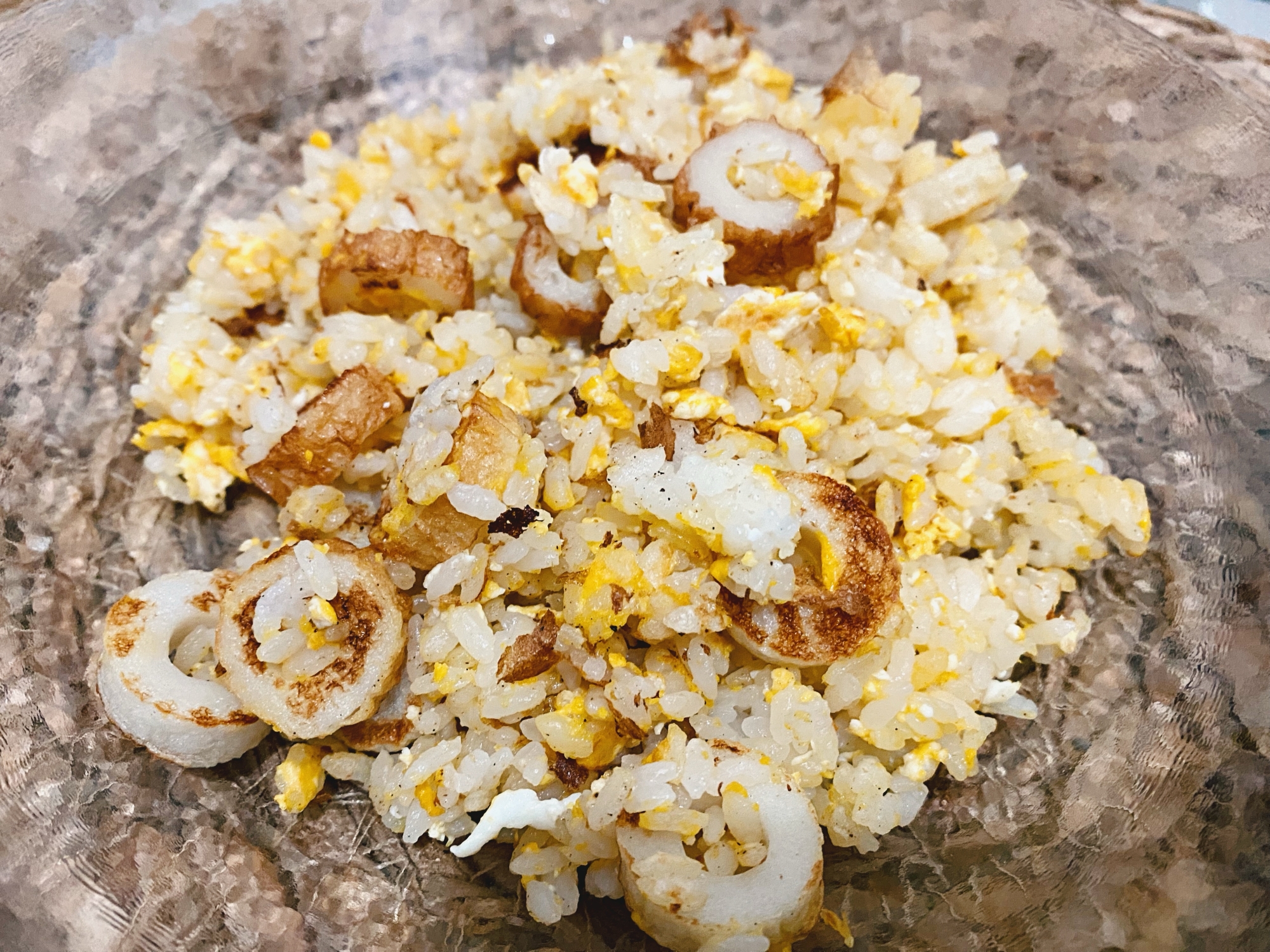 ちくわとタマゴのチャーハン