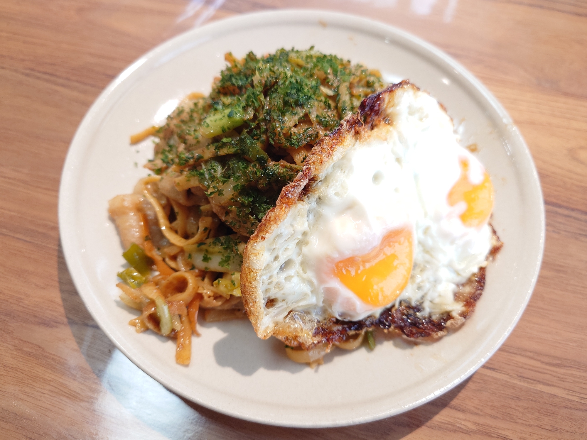 やばウマ!! パスタ DE ソース焼きそば