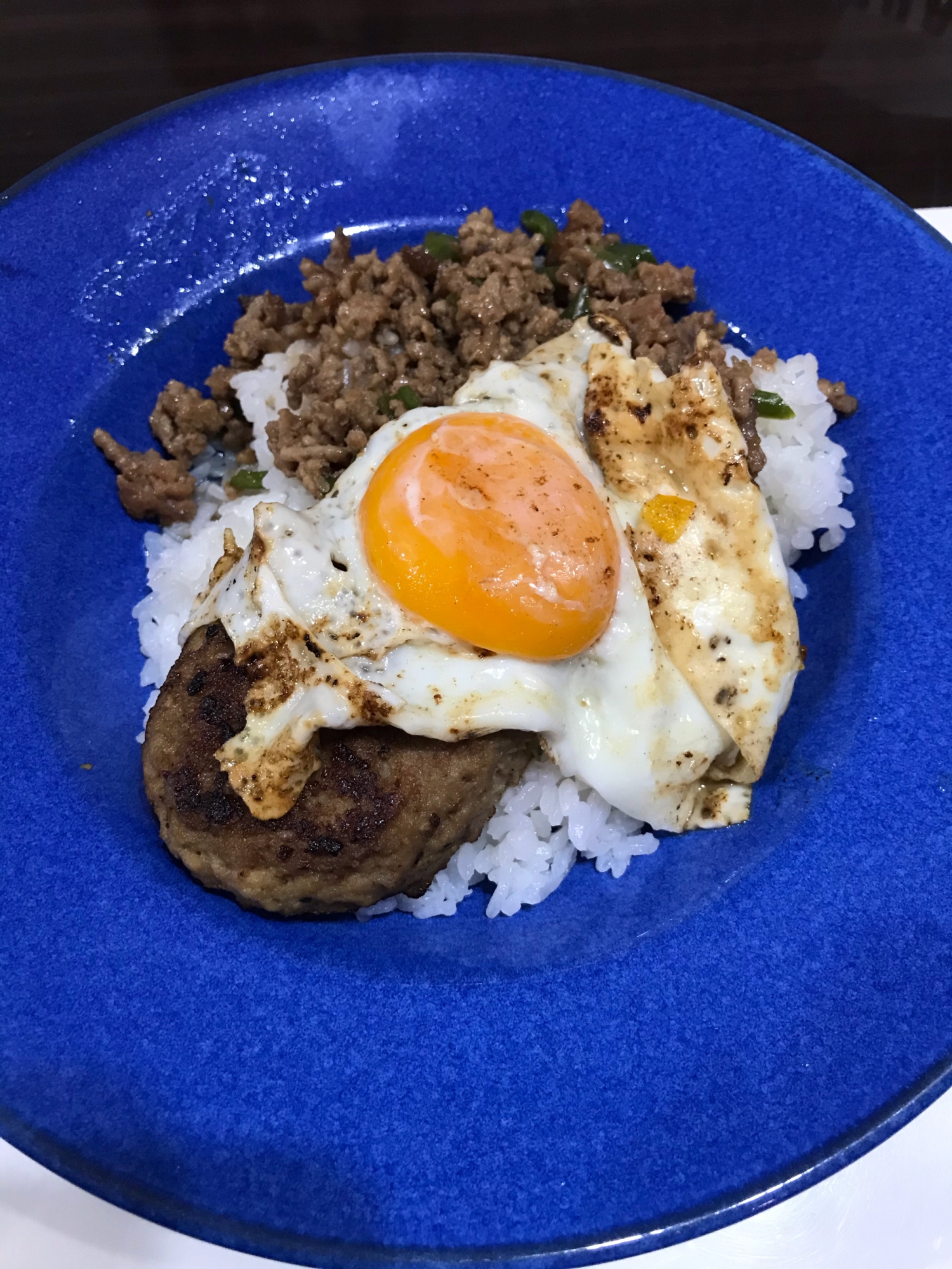 ロコモコ丼