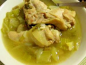 【おすすめレシピ】鶏手羽元としょうがの体が温まるスープ
