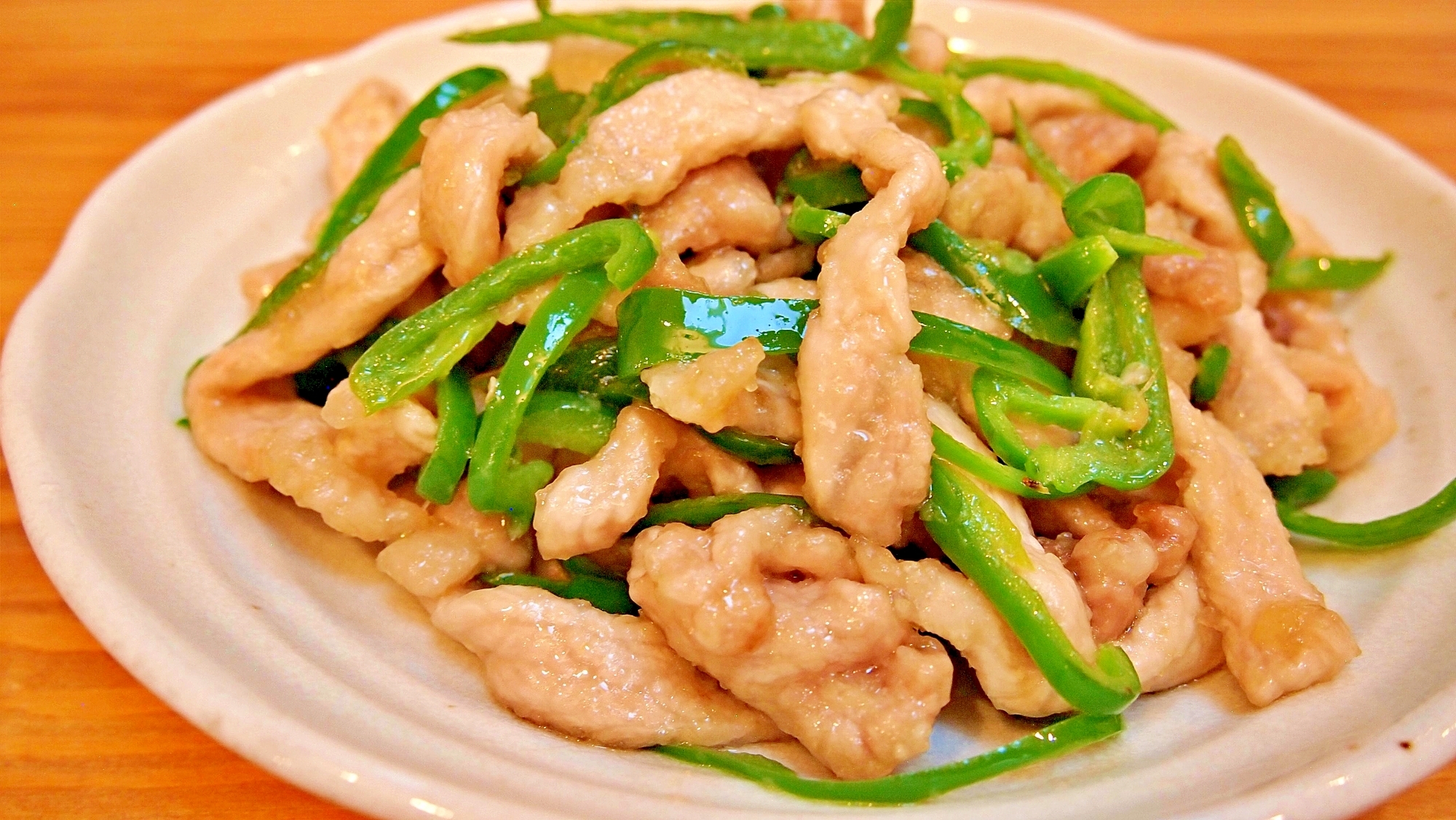 これは新しい!和風チンジャオロース(青椒肉絲)