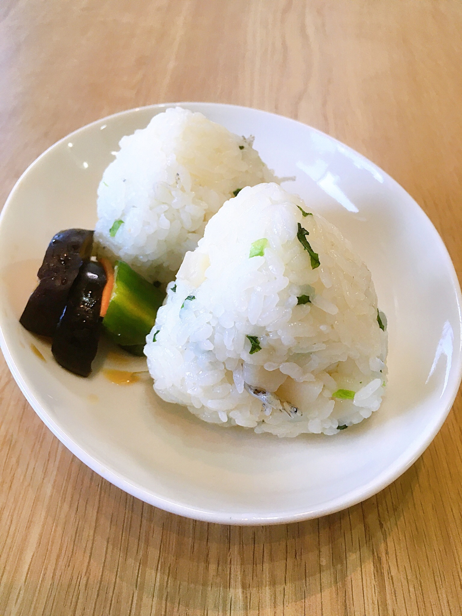 海の風味たっぷり♡帆立とシラスのおにぎり♪