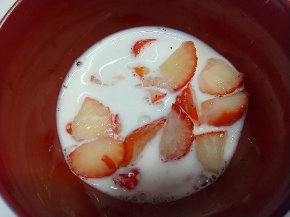 素朴！なつかしい苺の食べ方