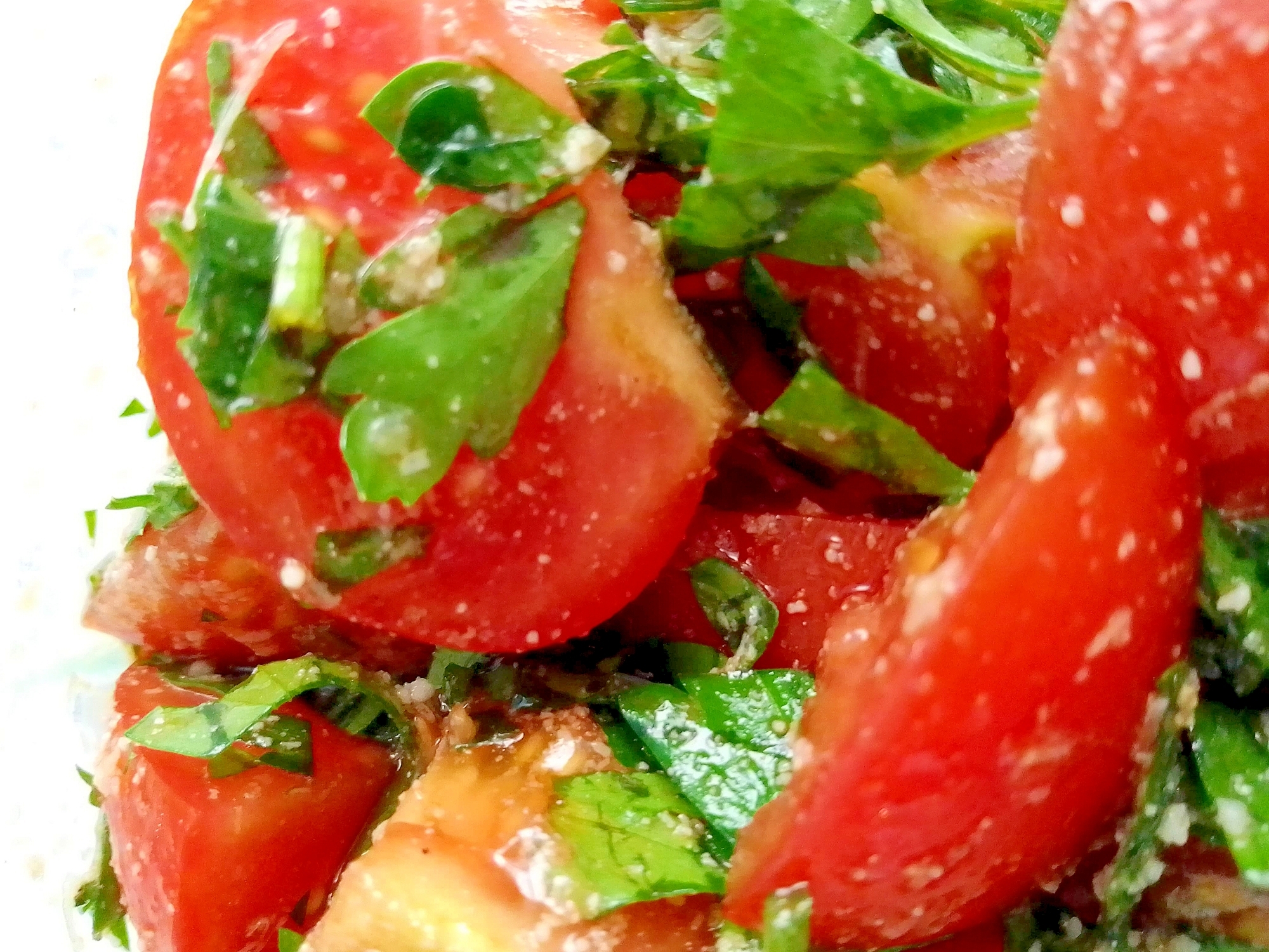 トマトと生パセリのサラダ