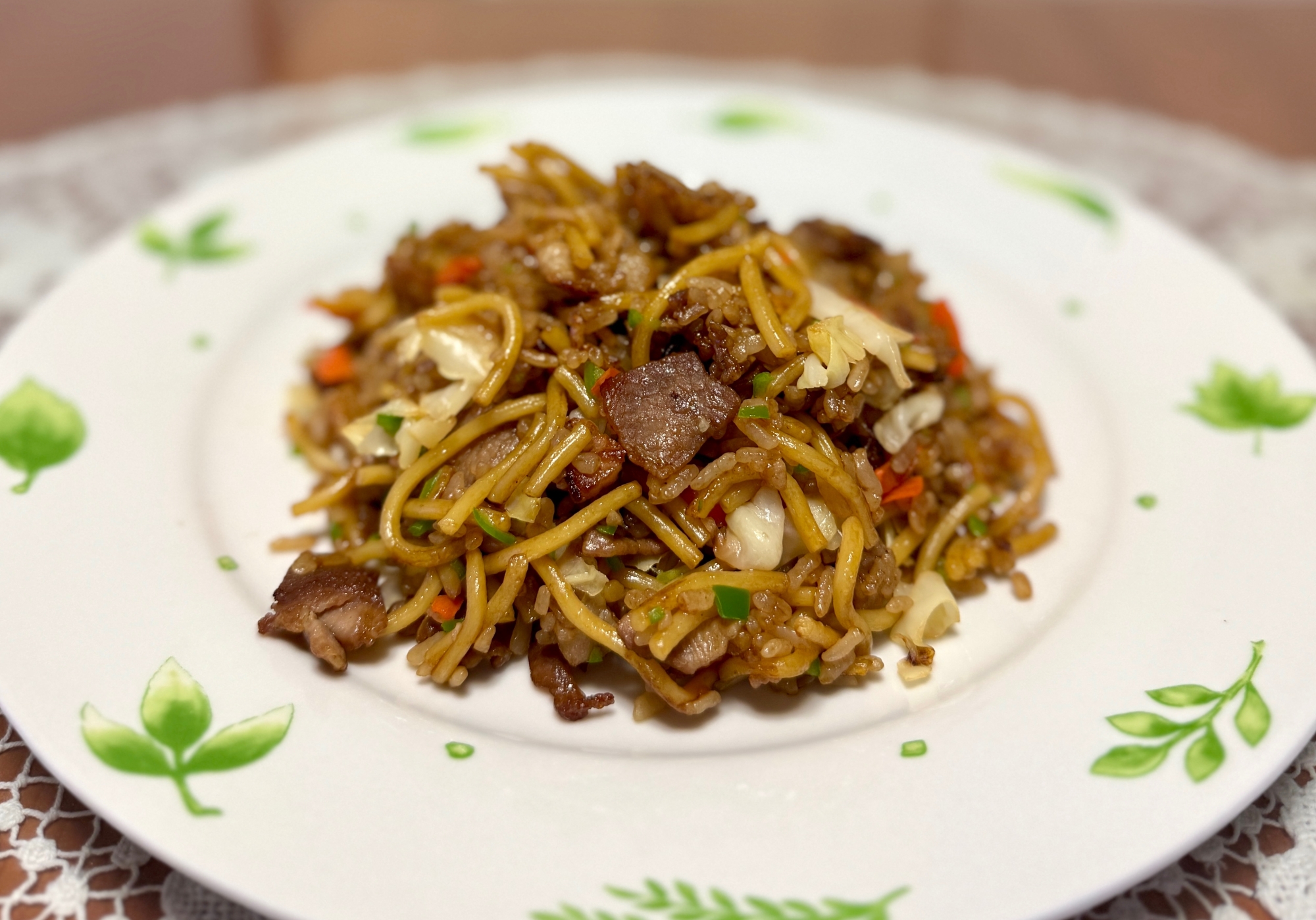 いい香り〜！最強B級グルメ！ボリューミーな☆そば飯