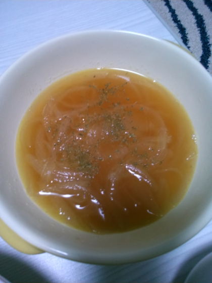 玉ねぎが甘くて美味しかったです♪オニオンスープ大好きなので、また作ります(*^^*)