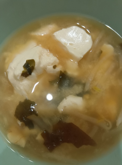 もやしわかめねぎ味噌汁