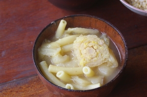 マカロニと白菜のくた煮スープ