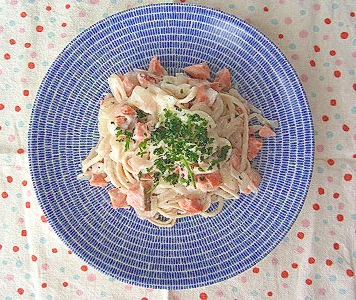 【早業】カロリー&糖質オフ 鮭の豆腐クリームパスタ