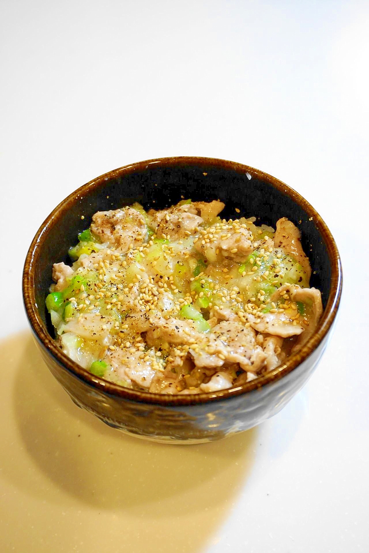 パパッと作って～ババッとかっこむ！ネギ塩豚丼