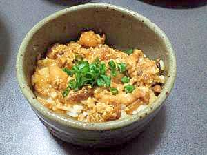 ご飯がすすむ！　鶏皮丼