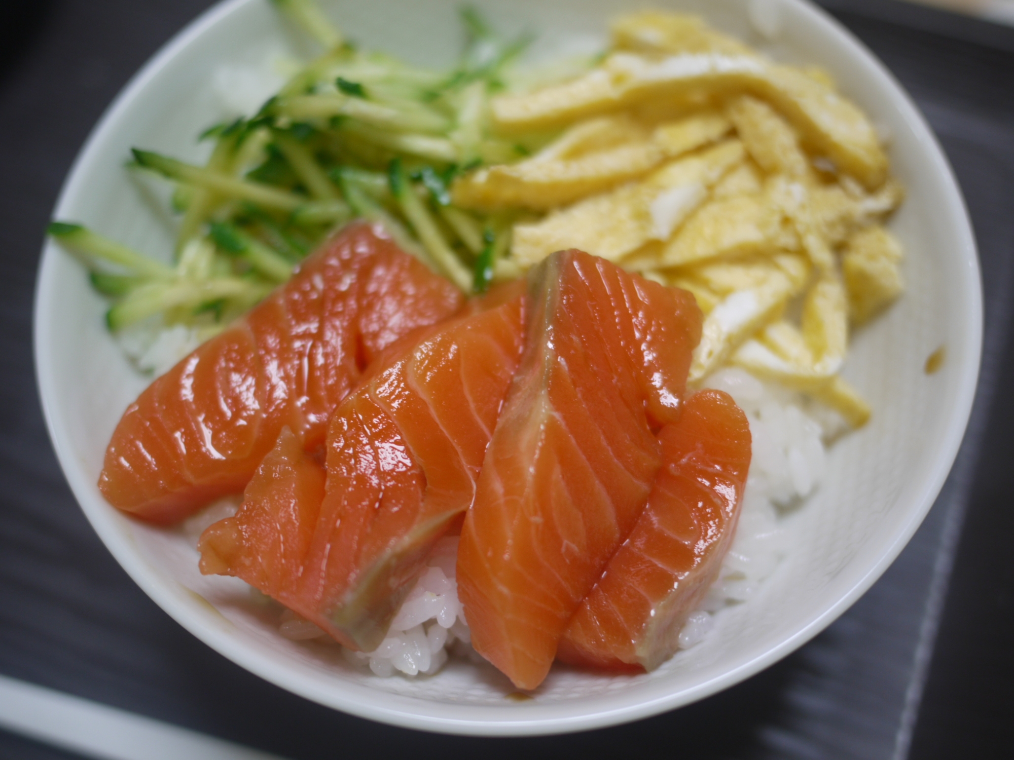 子供大好き！サーモン丼