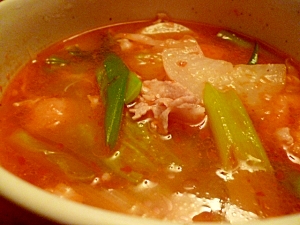 ねぎと生姜であったか☆豚肉と野菜の甘辛スープ