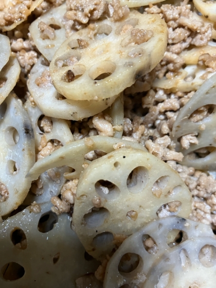 れんこんとひき肉のケチャップ炒め