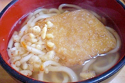 「揚げ玉入り！　きつねうどん」　　　♪♪