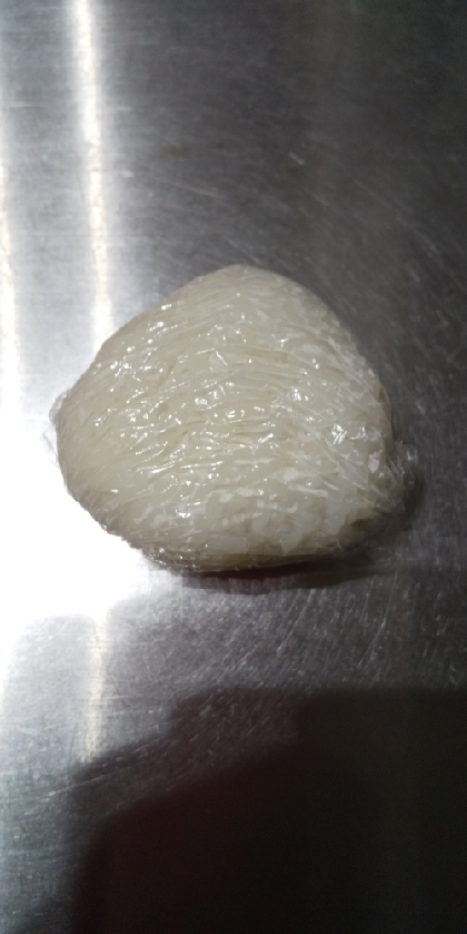 水餃子入りおにぎり