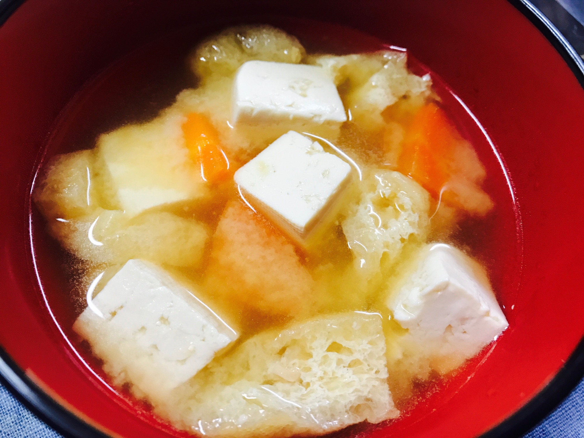 人参 油揚げ 豆腐の味噌汁 レシピ 作り方 By たかまさ 楽天レシピ 人参 油揚げ 豆腐の味噌汁 レシピ 作り方 By たかまさ 楽天レシピ