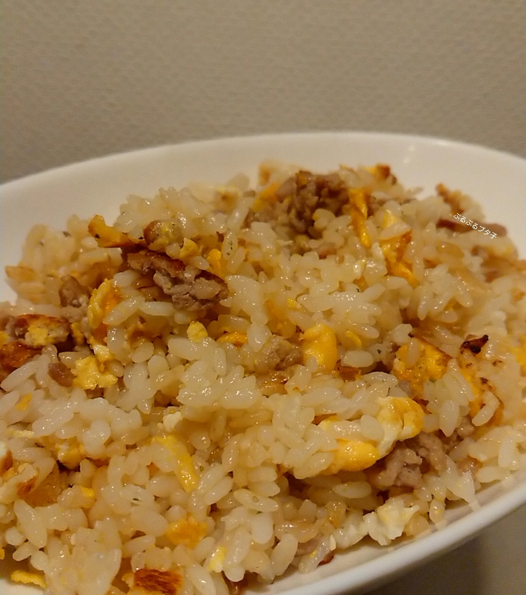 食感が楽しいひき肉チャーハン♪