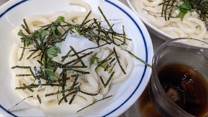 しらすと大葉の冷やしうどん