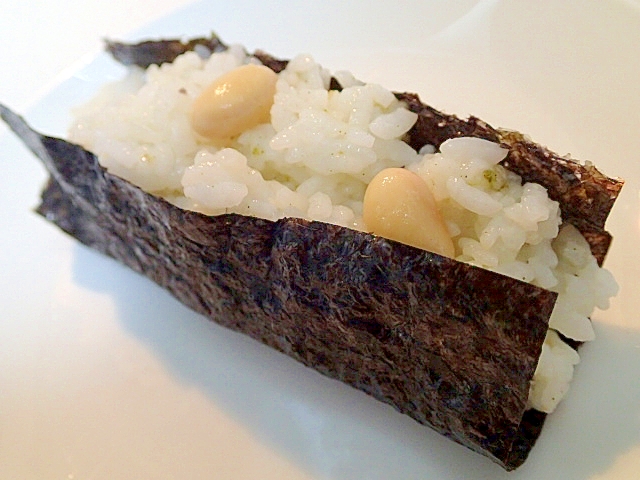 玄米香る　大豆入り折り寿司♬