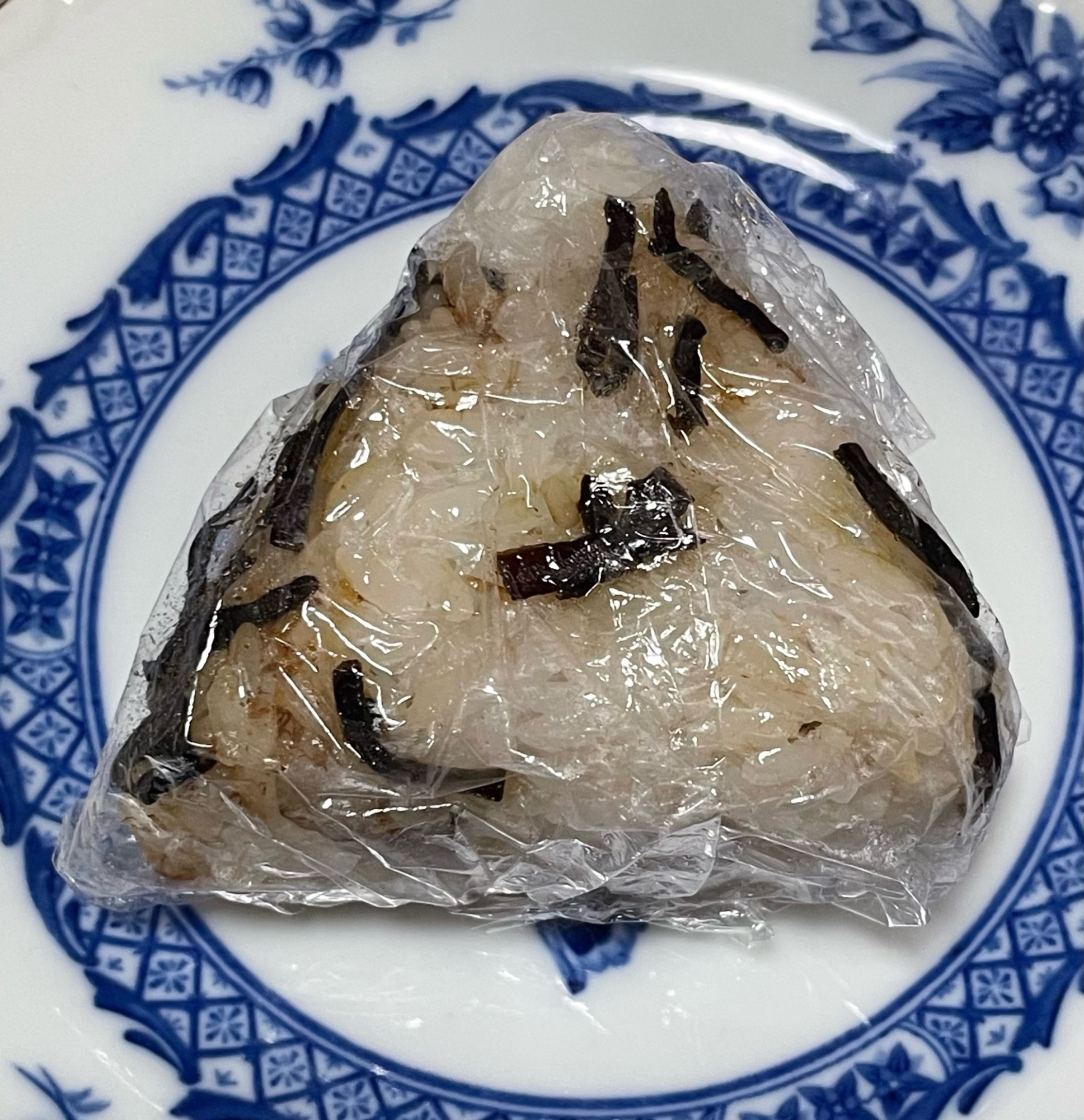 おにぎり ( 塩昆布 鰹節 白だし )