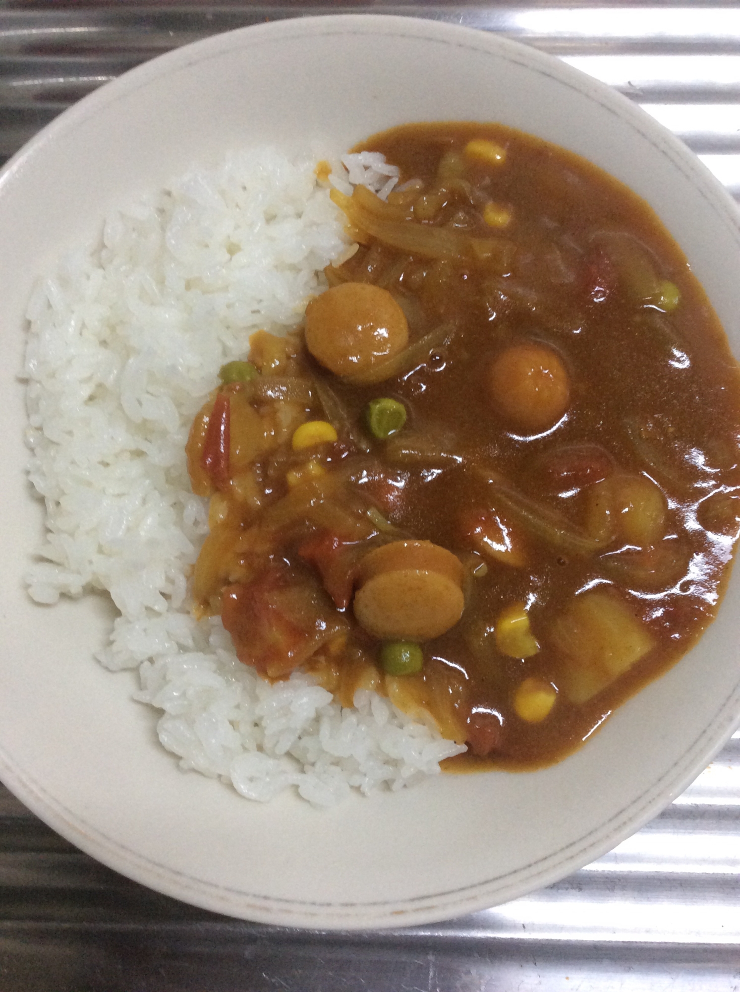 トマト缶入り♪ウインナーのカレー