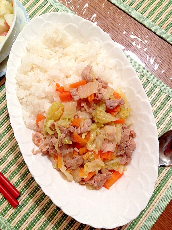 とっても簡単！野菜たっぷりの中華丼