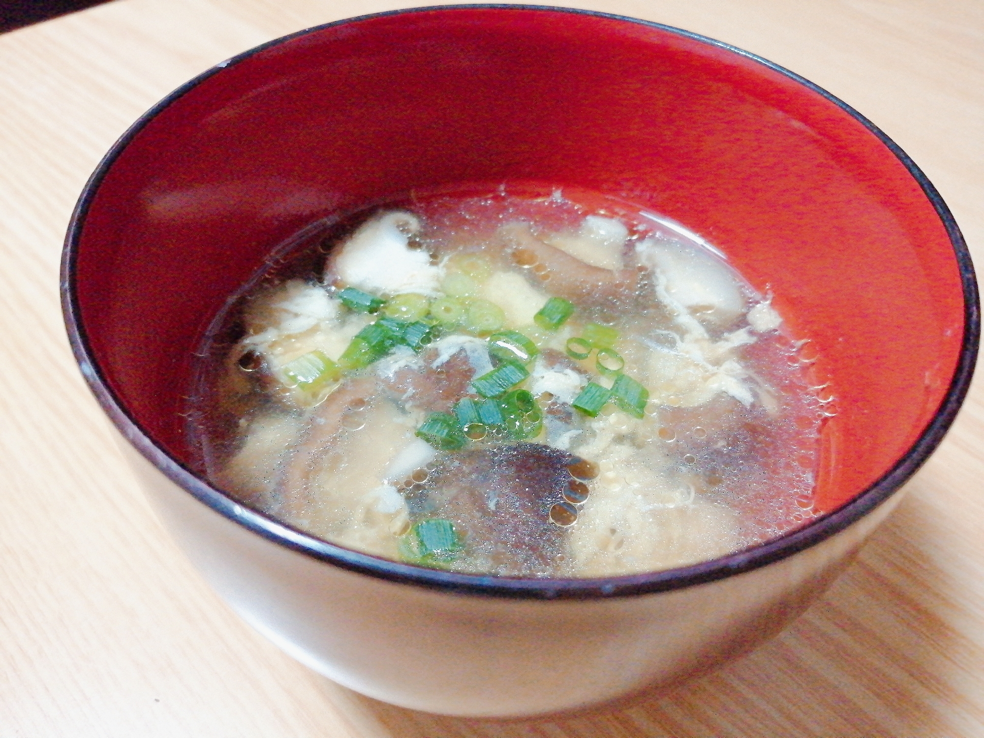 椎茸と卵と小ねぎのスープ