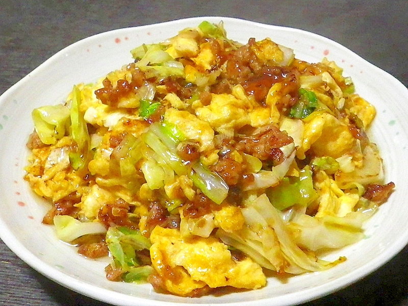卵とキャベツの中華風炒め物