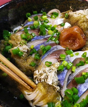 とろろ昆布しめ鯖素麺