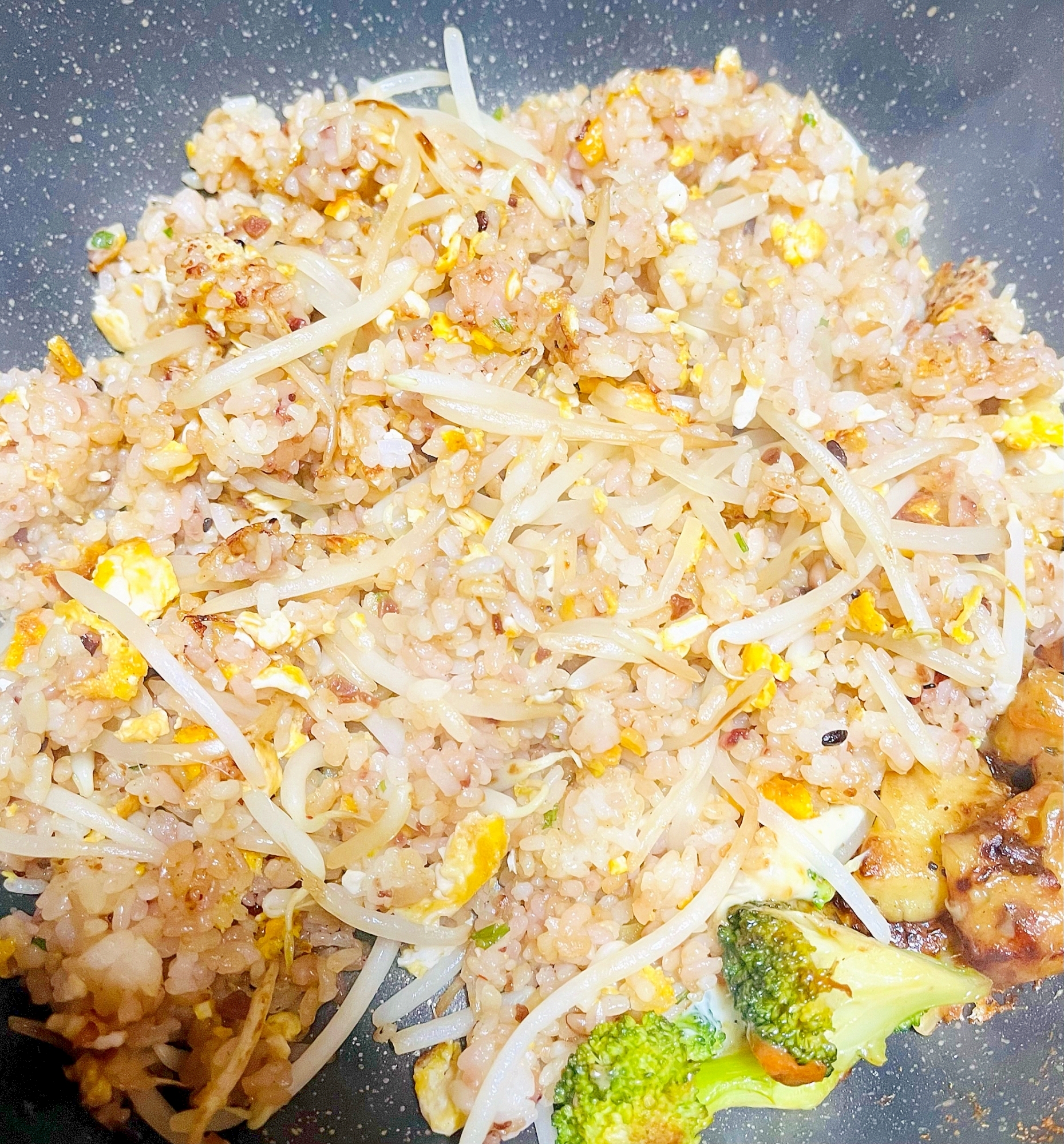 食感がいい！もやし入り炒飯