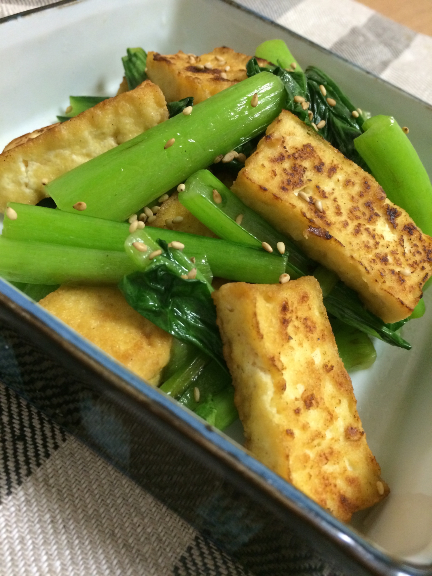 シンプル調味料☆ちんげん菜と厚揚げの塩炒め