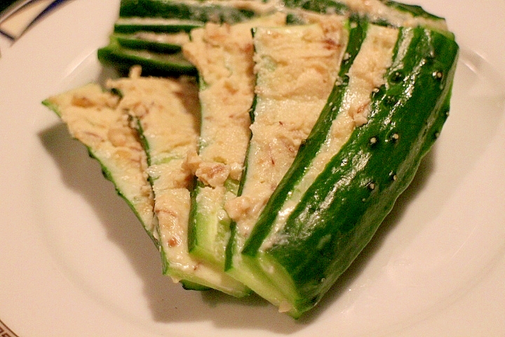 漬物感覚で!おつまみに!チーズ味噌のキュウリサンド