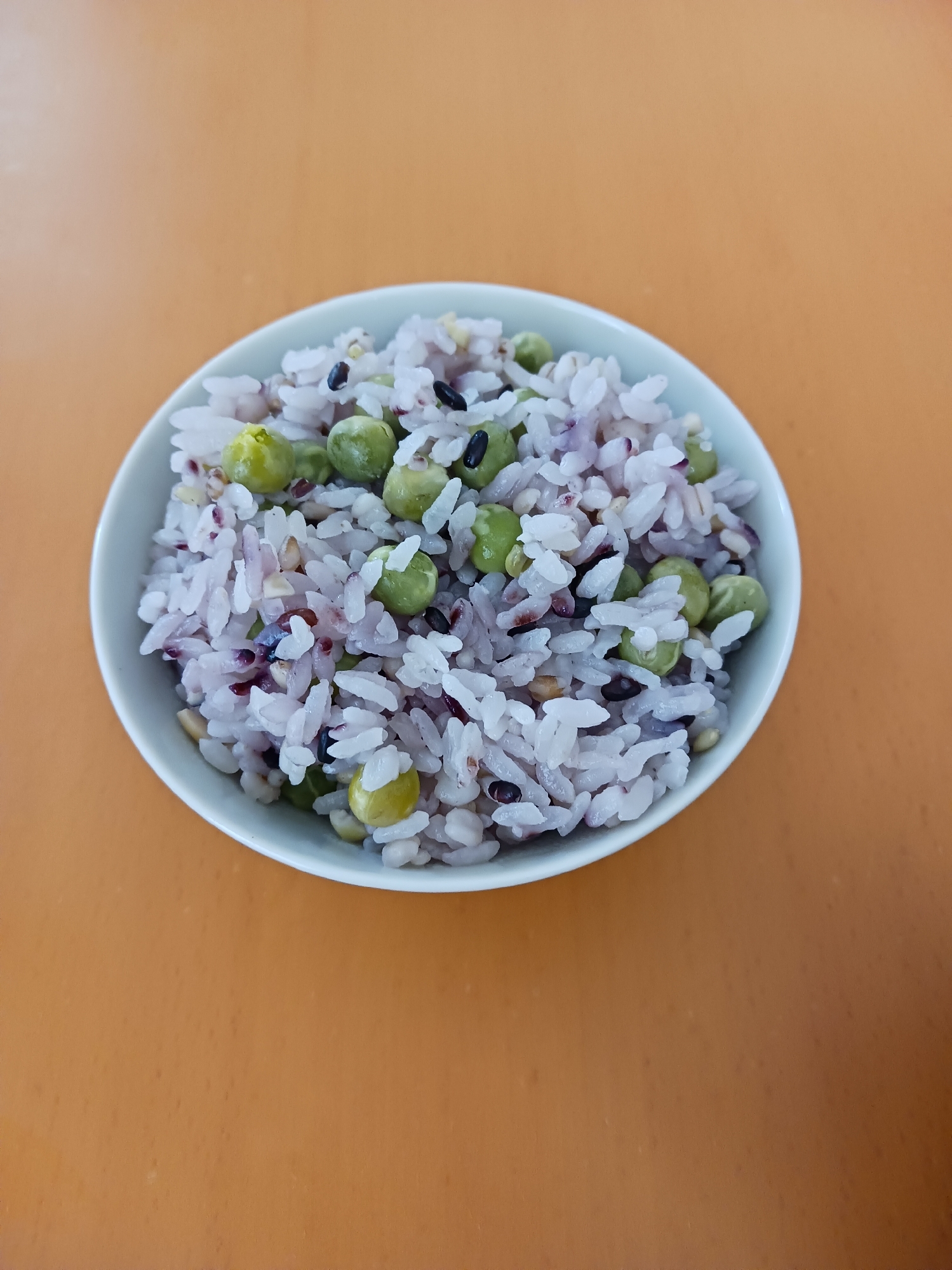 雑穀米入り!えんどうごはん