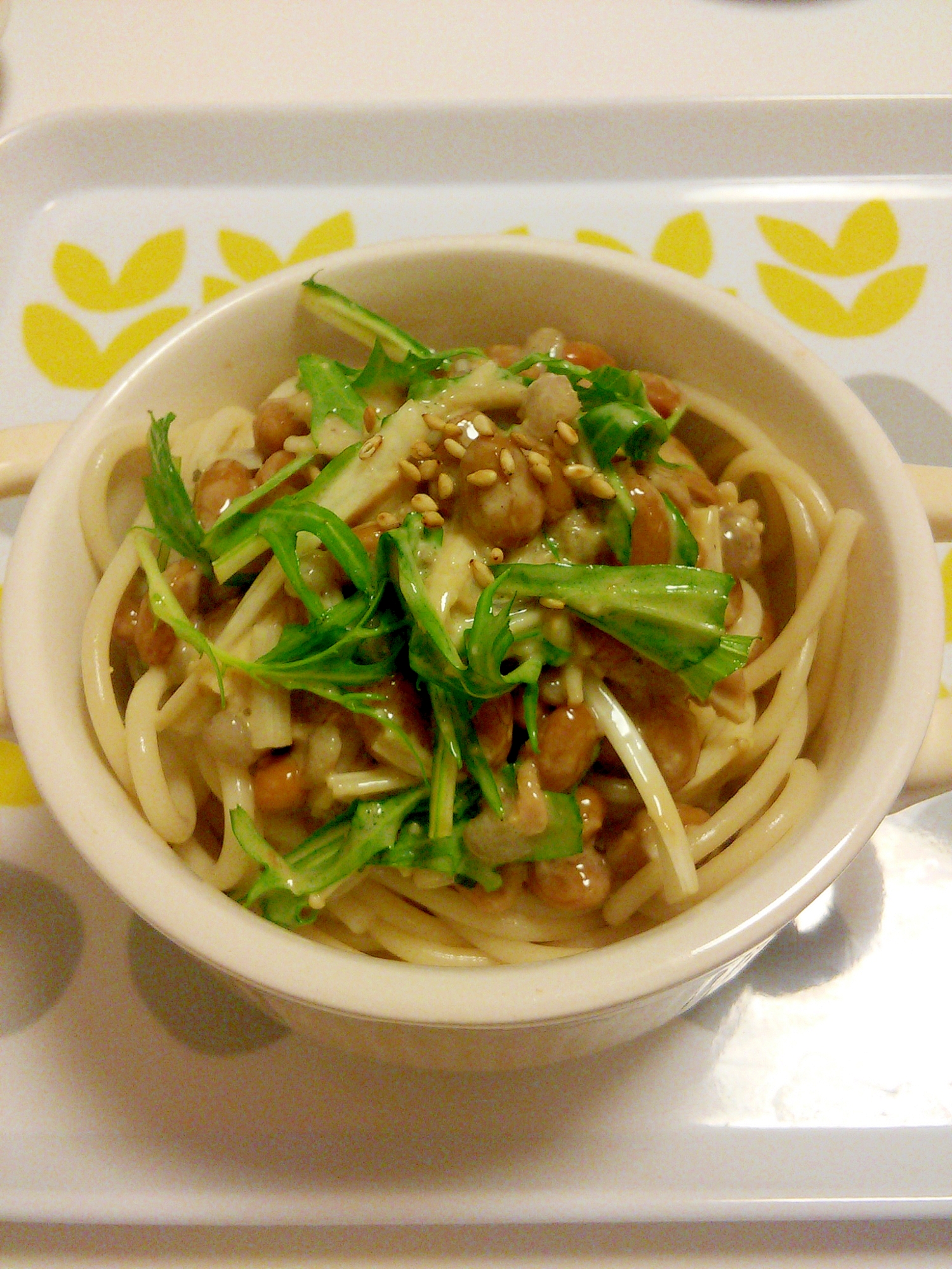 えのきと水菜と三十雑穀米の納豆パスタ☆ごま油風味