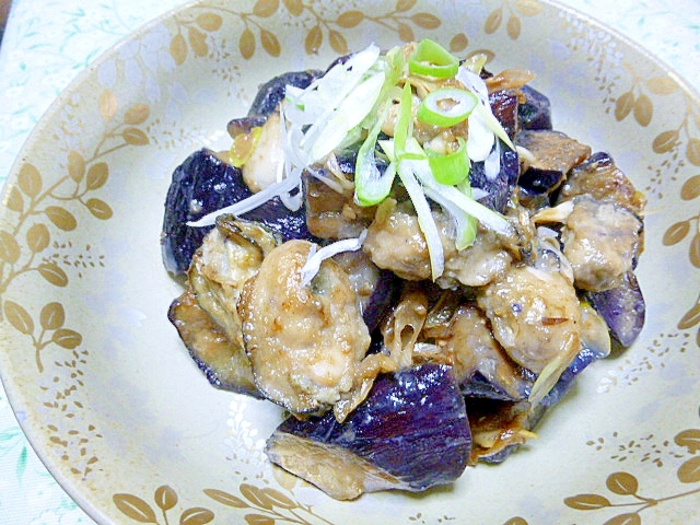レンジ活用で時短、ご飯に合う、牡蠣と茄子の味噌炒め