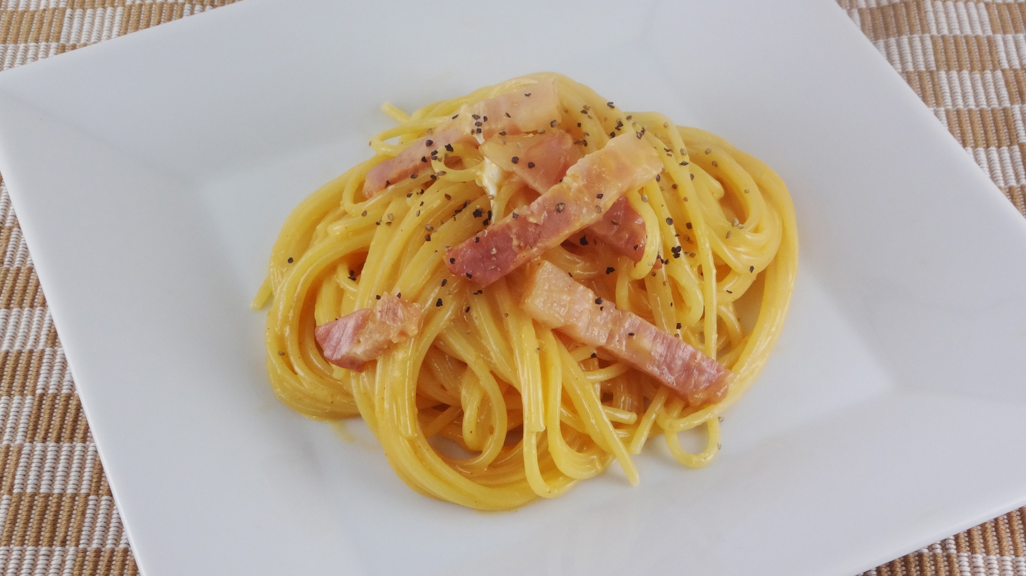 島とうがらしドレッシング風味カルボナーラ レシピ 作り方 By 沖縄調味料屋 赤マルソウ商店 楽天レシピ