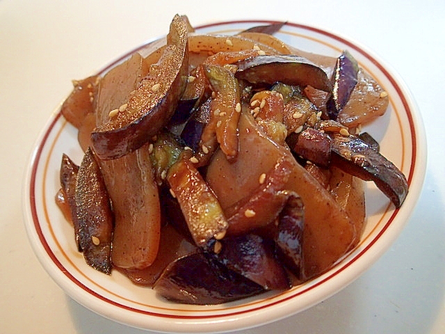 蒟蒻と茄子の胡麻油炒め♬