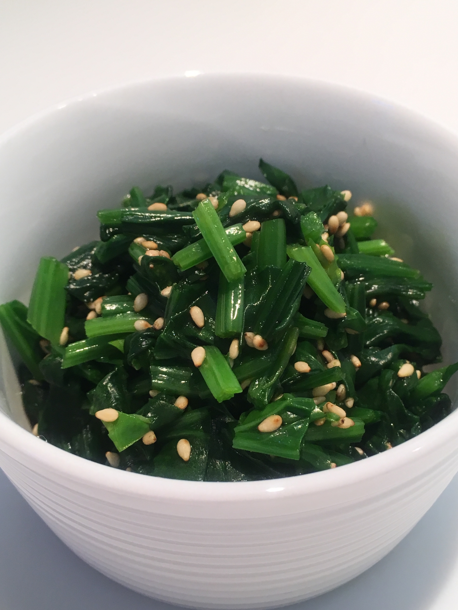 レンジで簡単ほうれん草のおひたし めんつゆ味 レシピ 作り方 By アーモンドチョコレート 楽天レシピ