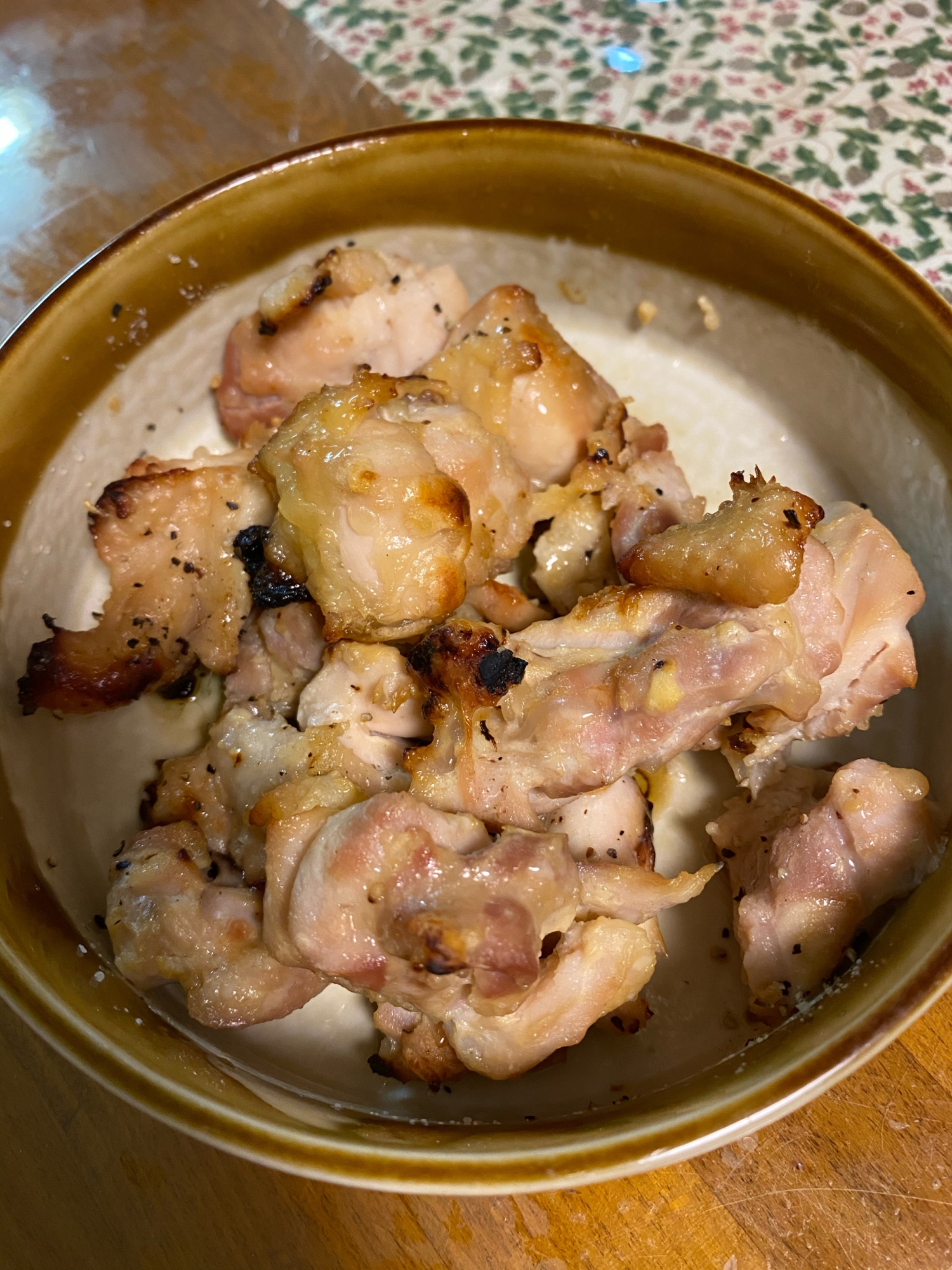 鶏モモ肉の塩麹グリル焼き