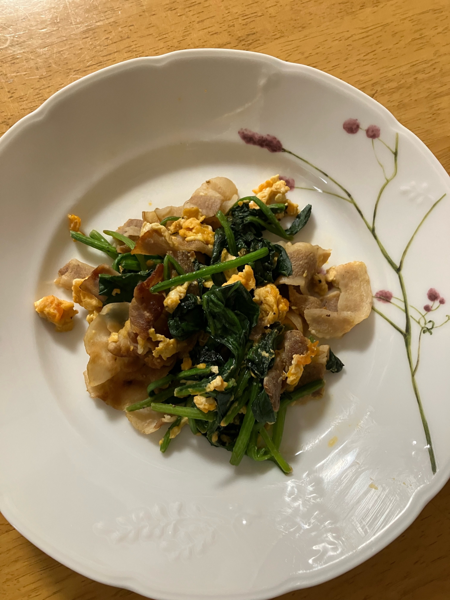 男メシ!ほうれん草と豚肉と卵炒め