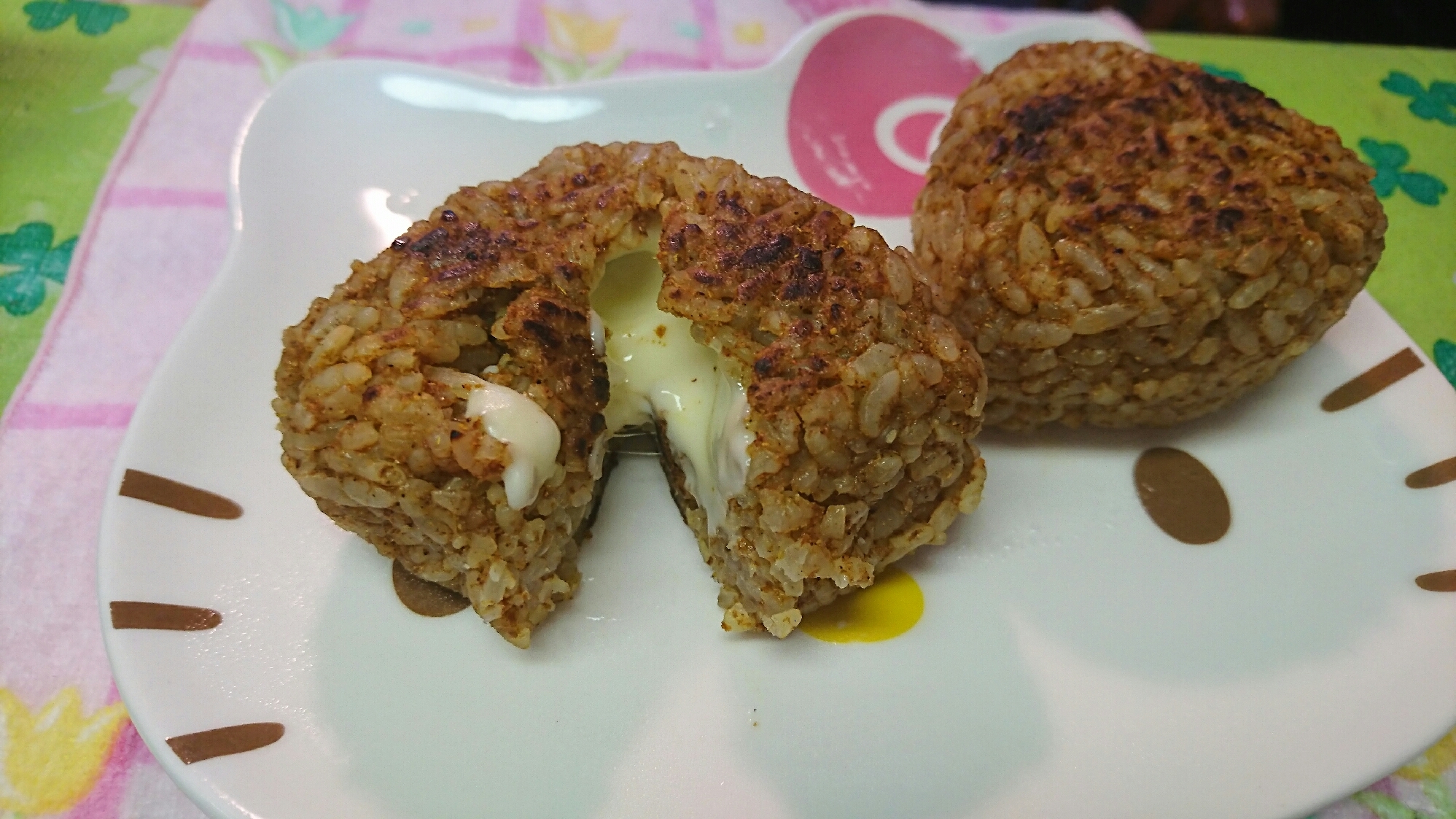 残りご飯でカレー焼おにぎり