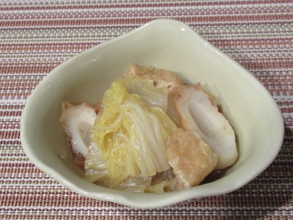 白菜とちくわ油揚げの煮物