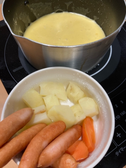 お家でも簡単☆子どもと野菜たっぷりチーズフォンデュ