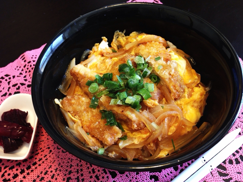 簡単なコツだけで卵とろとろ！カツ丼♡